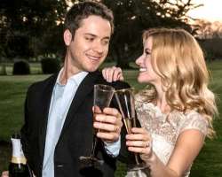 Jeremy Sumpter consuming alcohol
